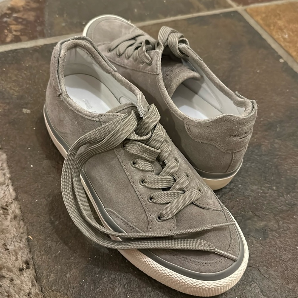 Rag & bone grey Suede Sneaker size 37 US size 7